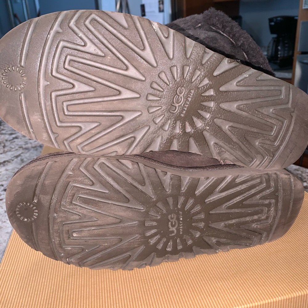 Chocolate Triple Bailey Button Uggs - image 6